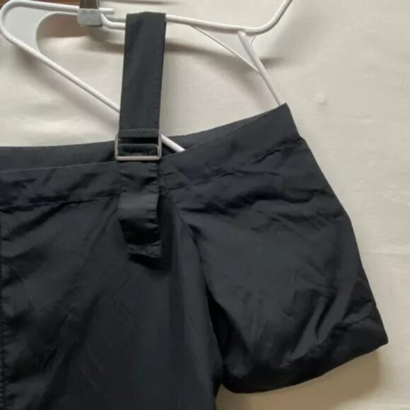 Calvin Klein Jeans Women's XL Crepe Cold Shoulder Blouse Black Lightweight EUC - Picture 6 of 7